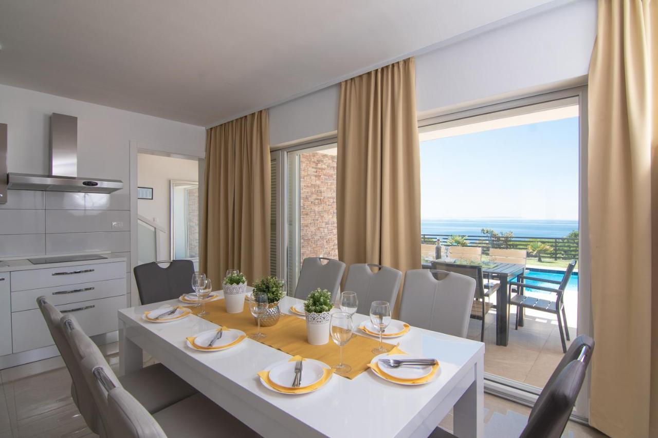 Villas Royal I With Private Pool Novalja Exterior foto